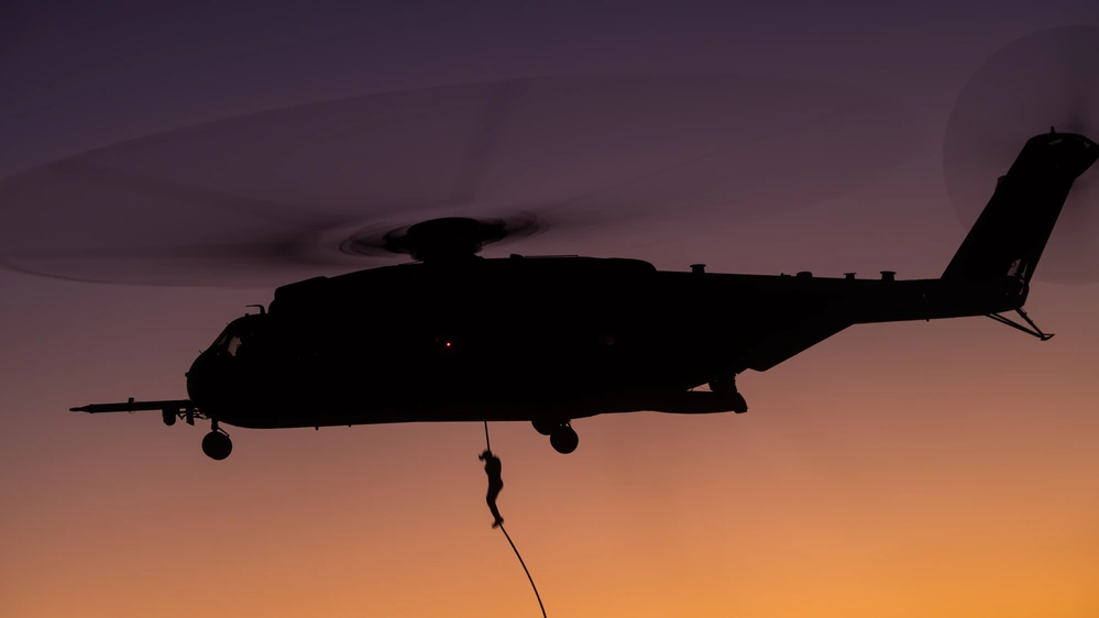 Dvids Images Blt Th Meu Soc Marines Conduct Fast Rope