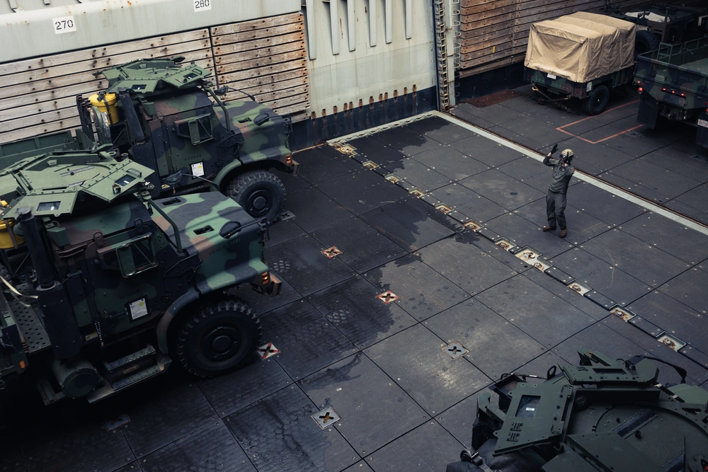 DVIDS Images 31st MEU Conducts Off Loading And Onloading Rehearsals