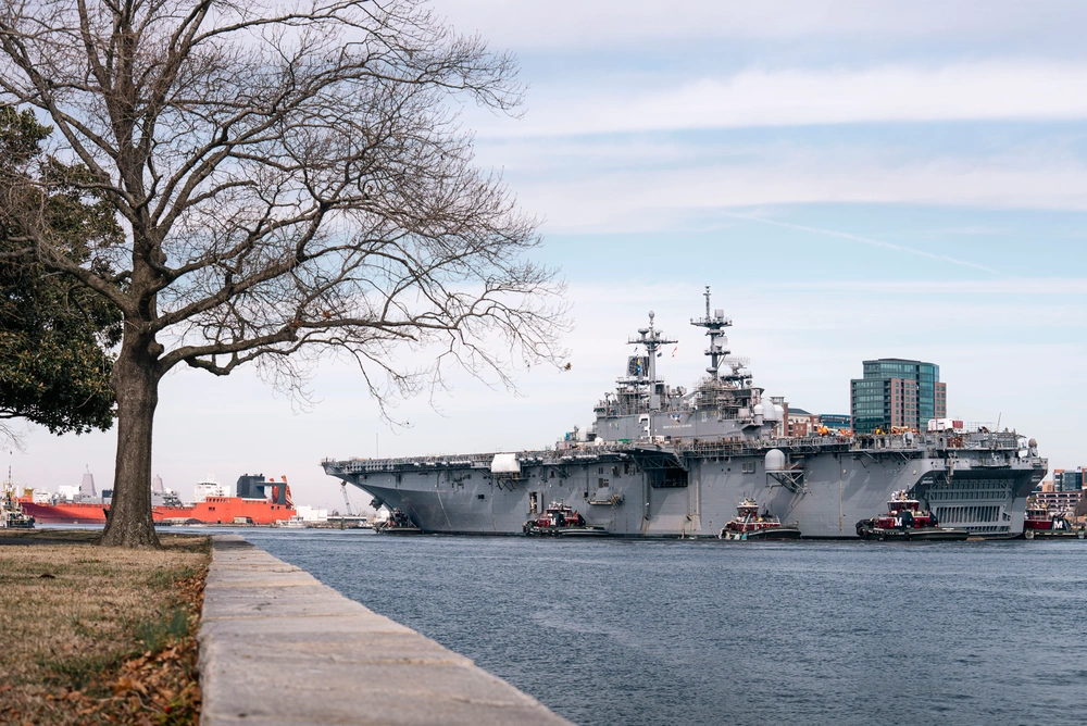 Dvids Images Uss Kearsarge Returns To Naval Station Norfolk Image