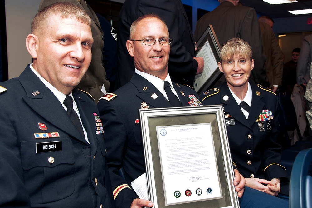 DVIDS - Images - DoD Red Ribbon Week Awards [Image 9 of 10]