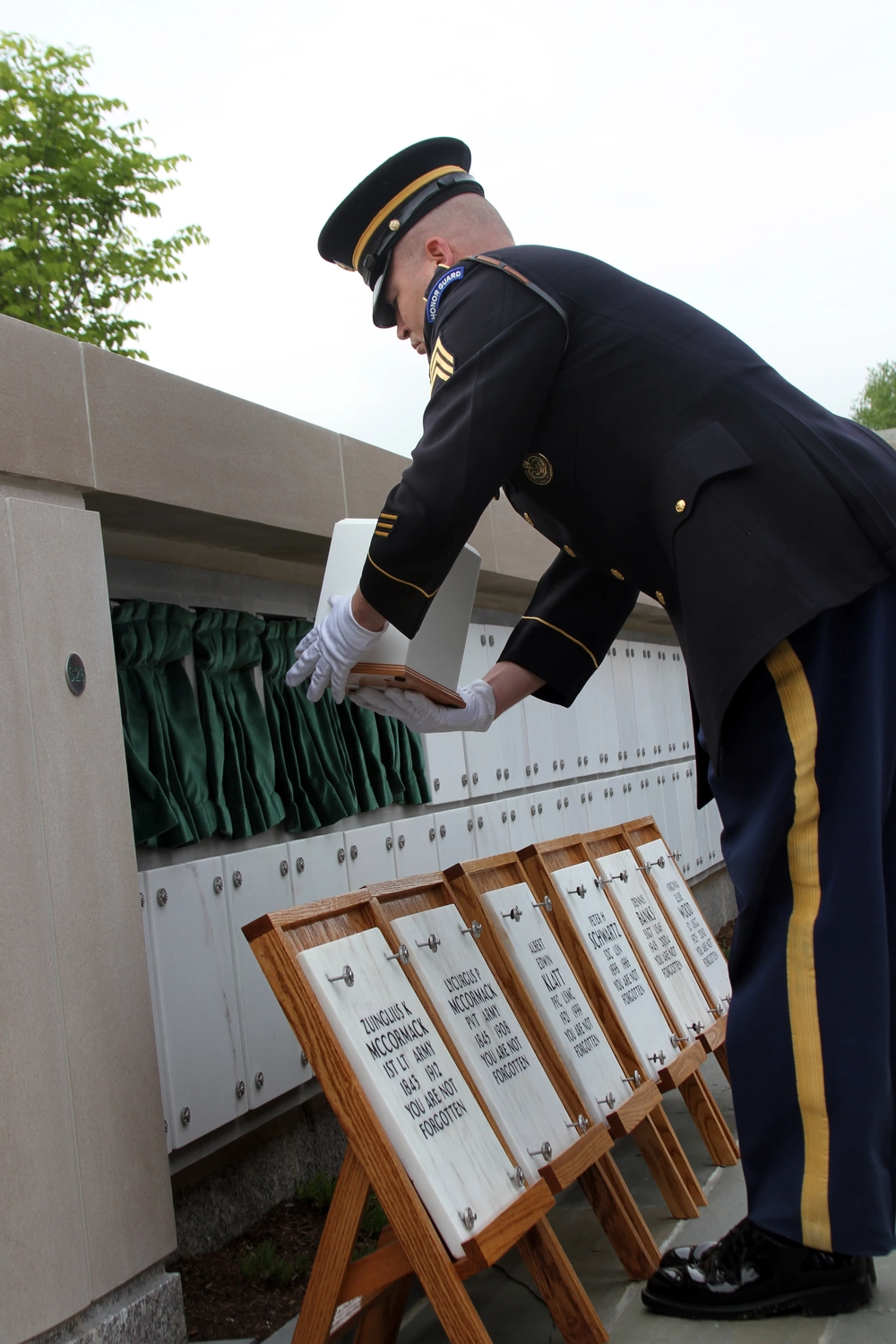 DVIDS - Images - Arlington National Cemetery dedicates new columbarium  [Image 27 of 27]