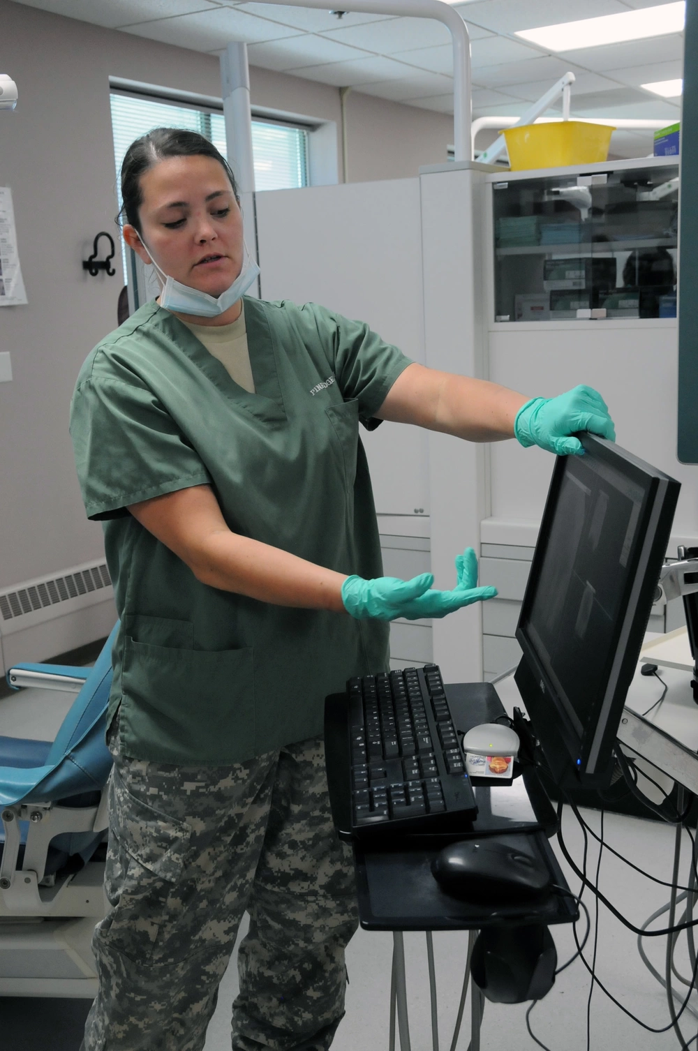 DVIDS - Images - ARMEDCOM Soldiers bring smiles to faces at Pine Ridge ...