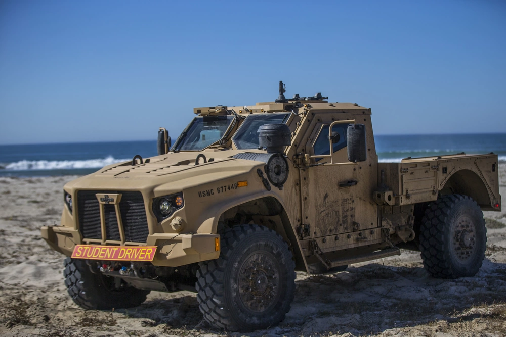 JLTV course teaches Pendleton Marines to drive new ground vehicle