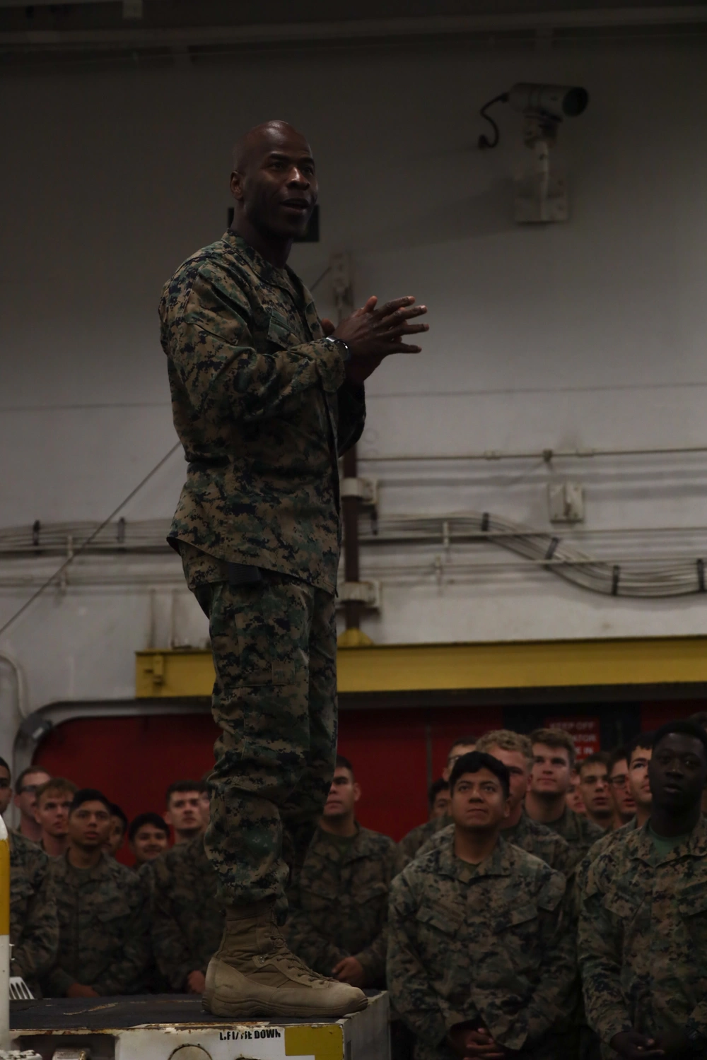 DVIDS - Images - Leadership talks to MAGTF-7 team [Image 1 of 5]