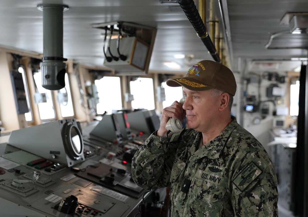 ※要コメント※ JIMWAG Open the way T / NAVY DVIDS - Images - CSG-7 Visits USNS Effective (T-AGOS 21