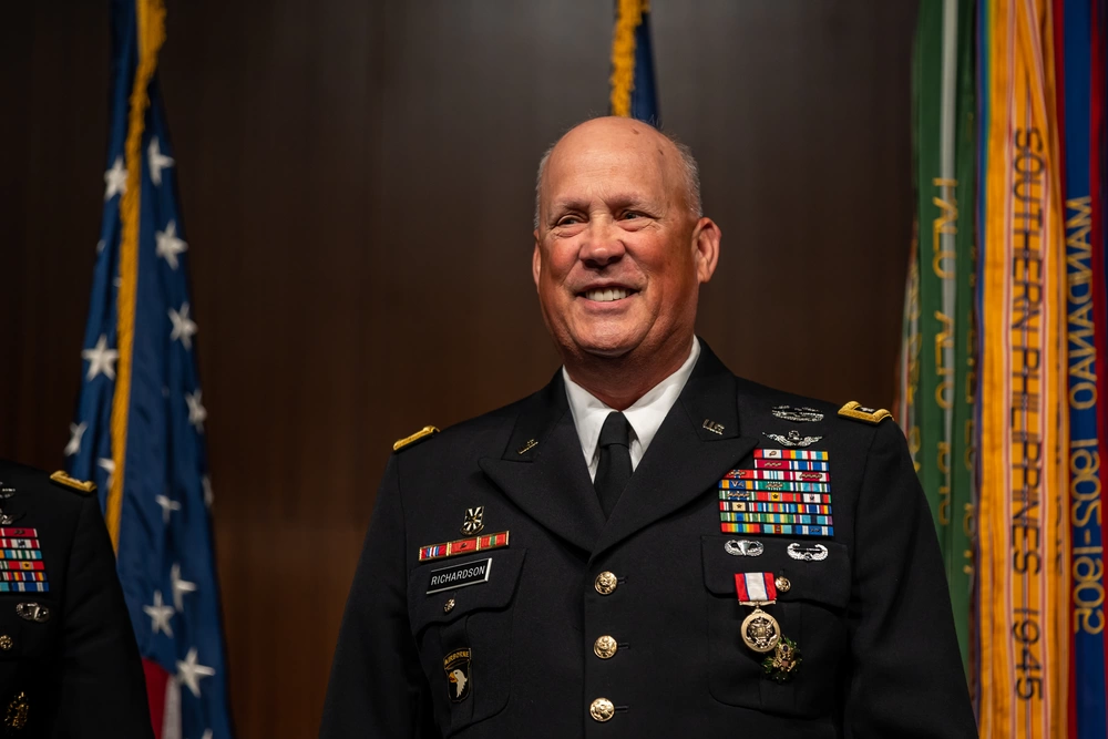 DVIDS - Images - LTG James M. Richardson Retirement [Image 6 of 11]