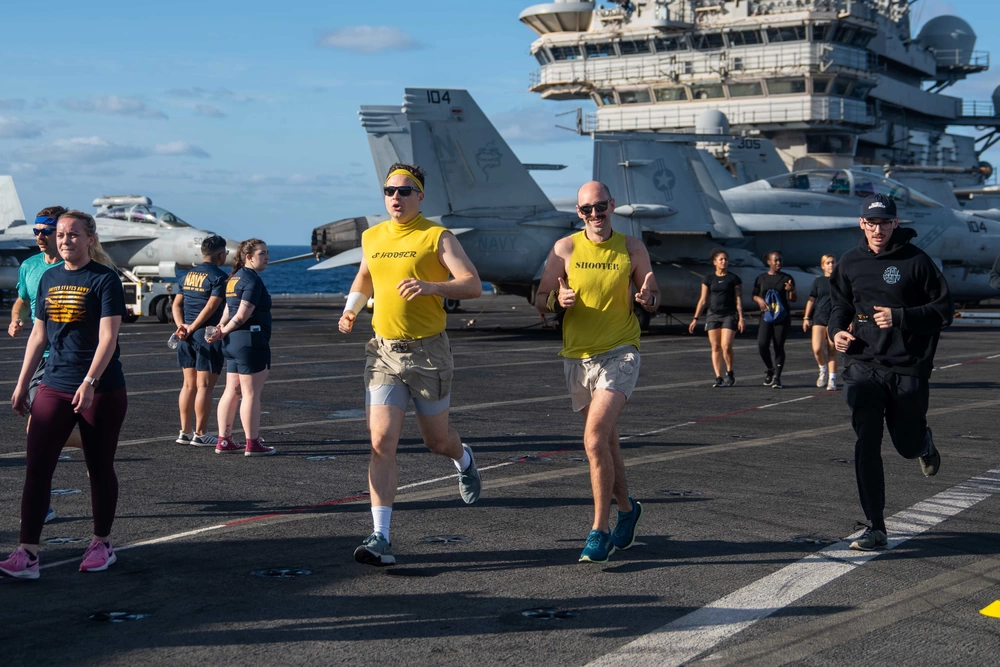 DVIDS - Images - USS Ronald Reagan (CVN 76) Sailors participate in ...