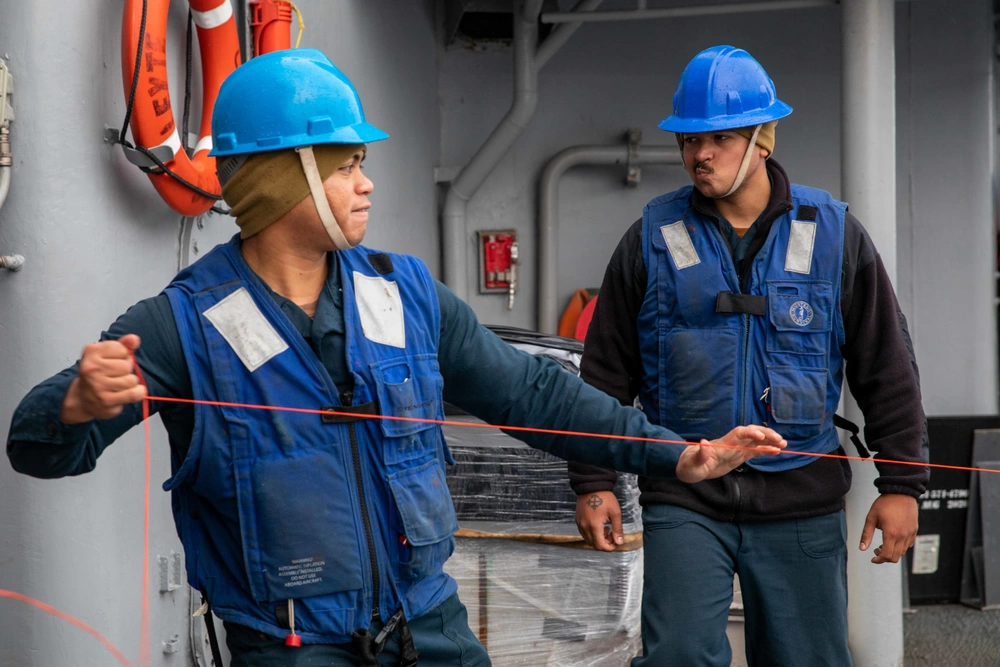 DVIDS - Images - USS Leyte Gulf (CG 55) Completes Replenishment-at-Sea ...
