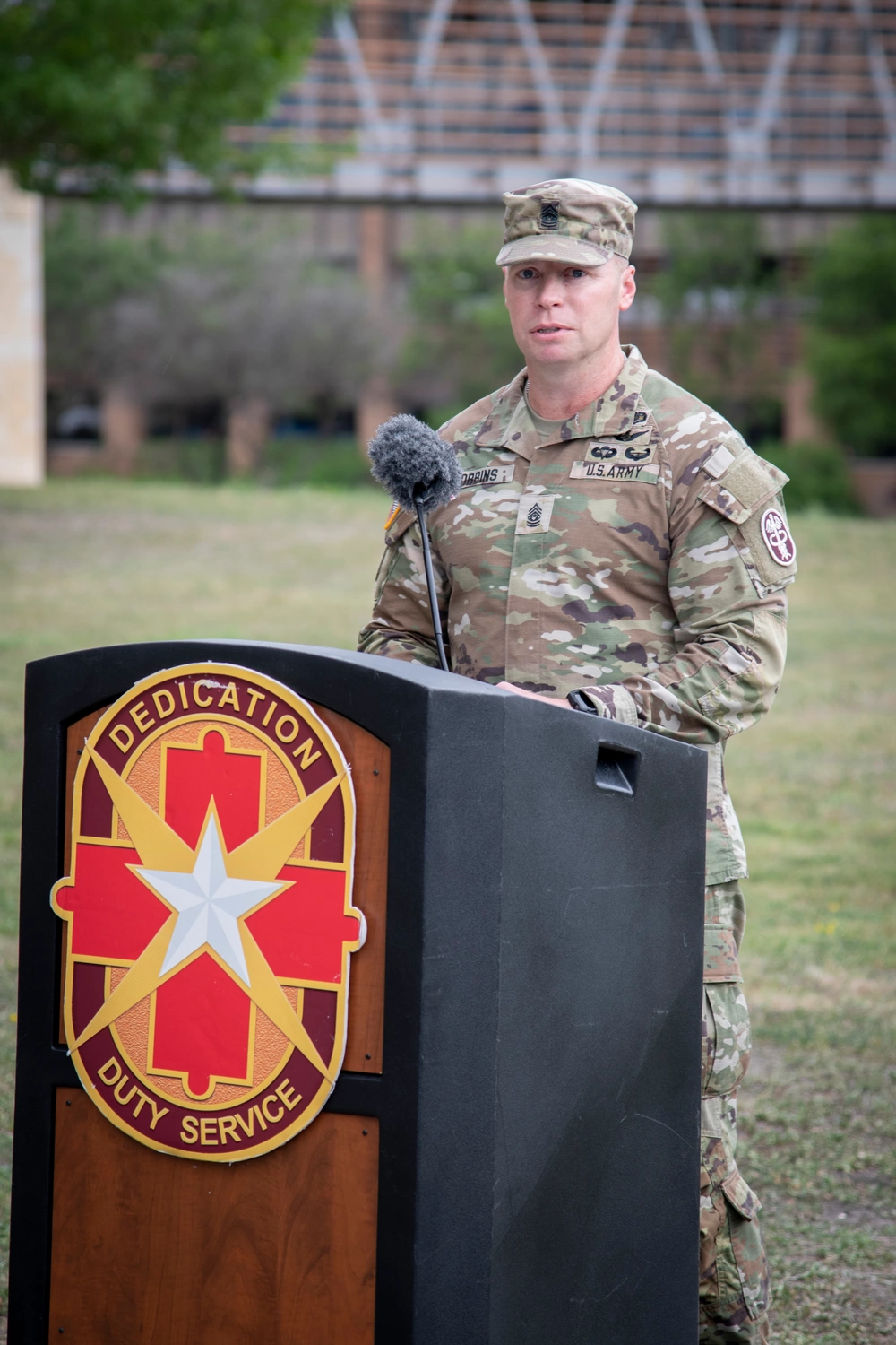 DVIDS - Images - BAMC welcomes Command Sgt. Maj. John Dobbins [Image 4 ...