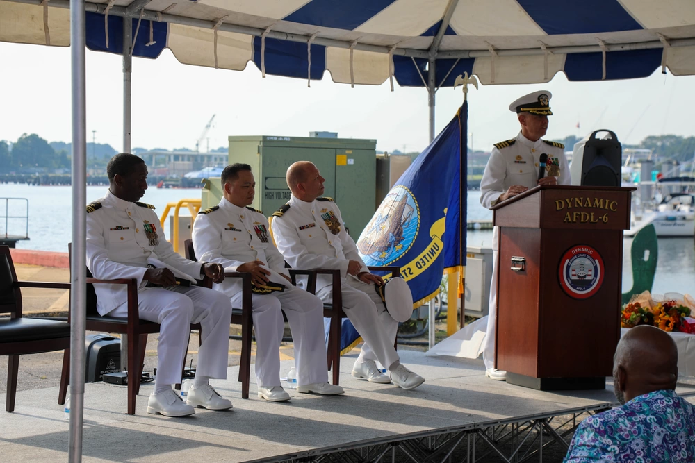 DVIDS - Images - Dynamic (AFDL 6) Change of Command [Image 2 of 4]