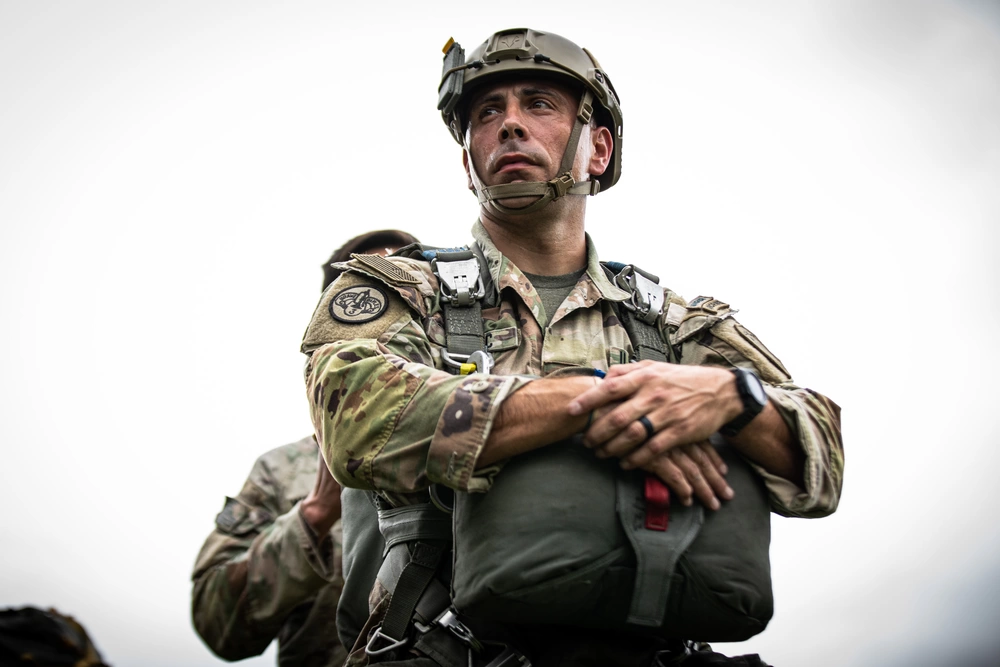 DVIDS - Images - 5th Ranger Training Battalion Stringer DZ Jump [Image ...
