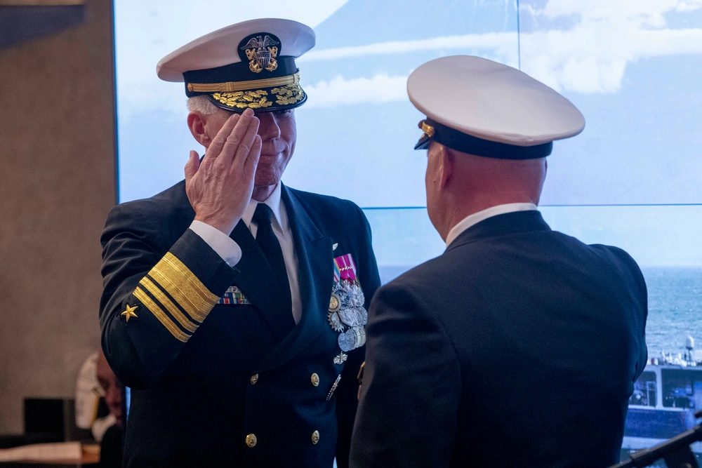 DVIDS - Images - USS BLUE RIDGE (LCC19) HOLDS CHANGE OF COMMAND [Image ...
