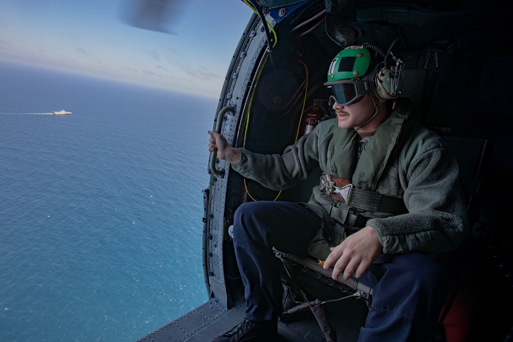 DVIDS - Images - USS Mobile (LCS 26) conducts flight operations [Image ...