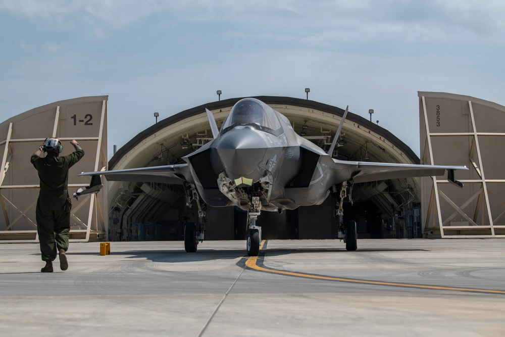 DVIDS - Images - Rolling Thunder: VMFA-121 Flies at Kunsan