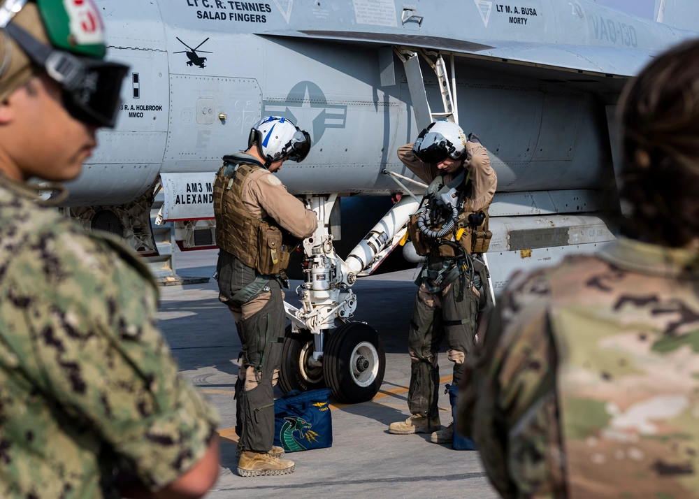DVIDS - Images - Navy and Air Force work together in CENTCOM [Image 3 of 7]