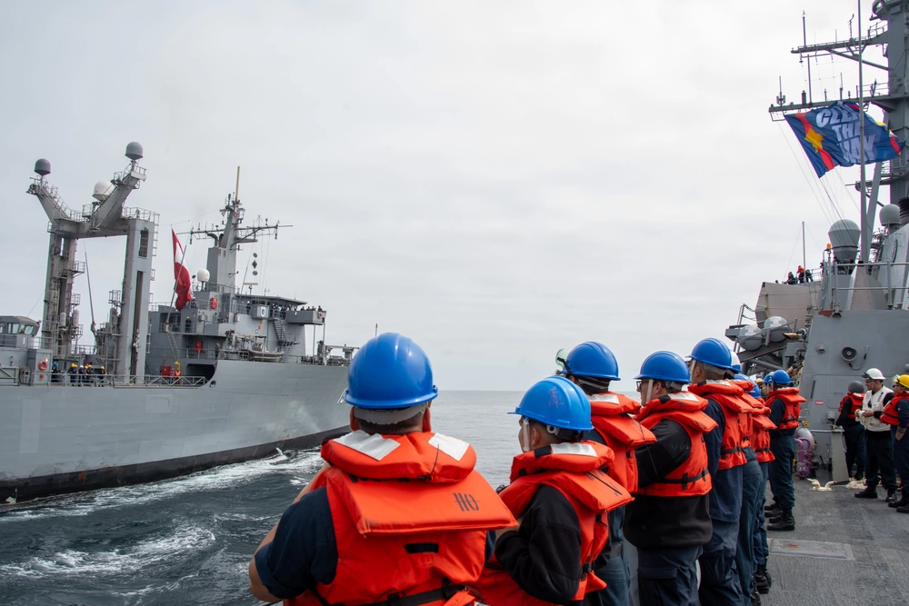 DVIDS - Images - Porter Conducts Bilateral Operation with Peruvian Navy ...