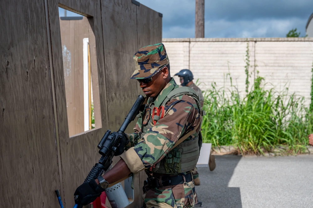 DVIDS Images Operation Jaguar - 1000w Q95 