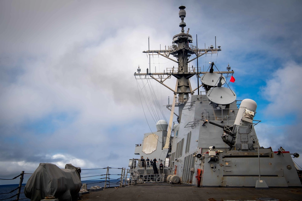 dvids-images-sailors-aboard-arleigh-burke-class-guided-missile