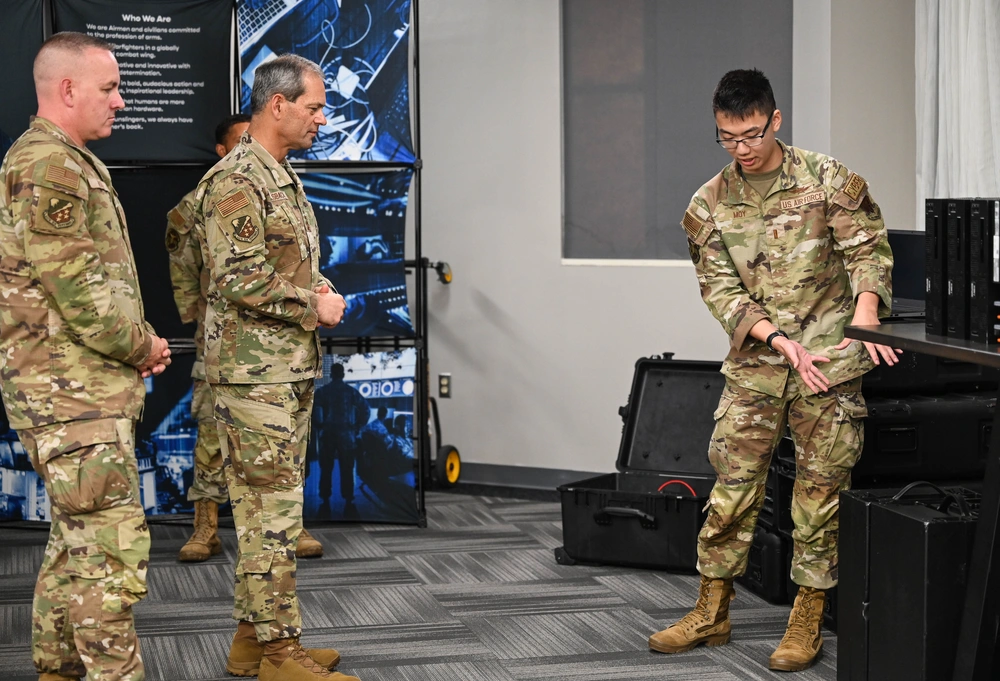 DVIDS - Images - ACC Command Team tours the 67th Cyberspace Wing [Image ...