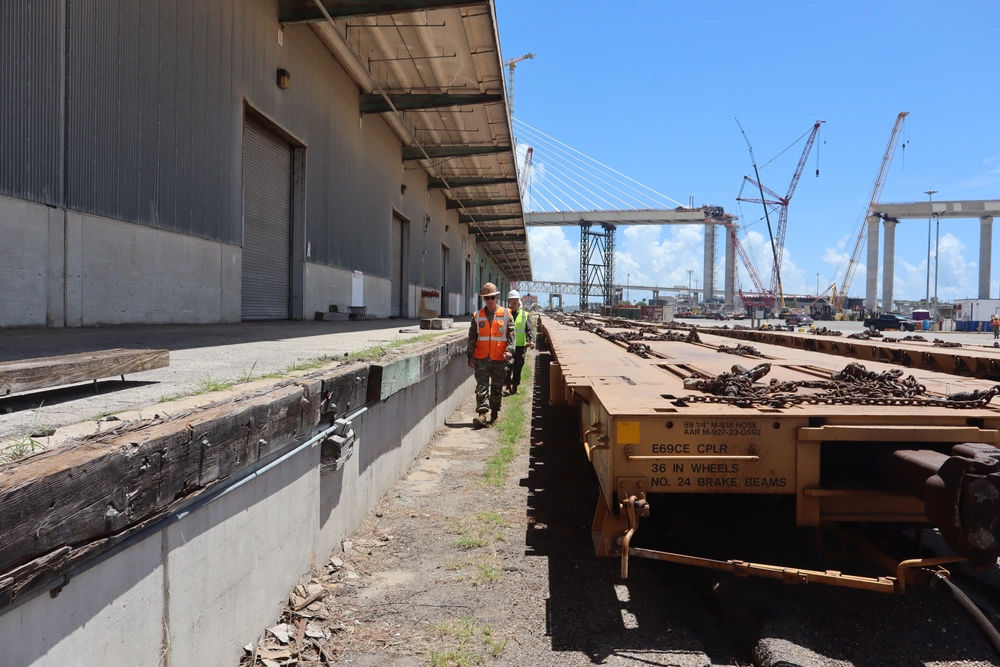 DVIDS - Images - Commercial seaport becomes training ground for ...