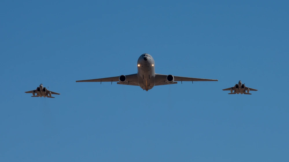 その他 USAF 70th ARS KC-10 FAREWELL CEREMONY Travis AFB bids farewell to last KC-10 > Travis Air Force
