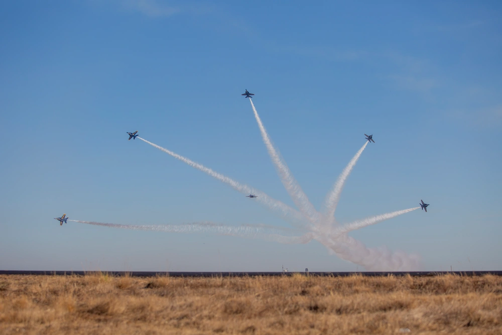 DVIDS Images MCAS Miramar Airshow 2024 Day 1 Blue Angels [Image 17