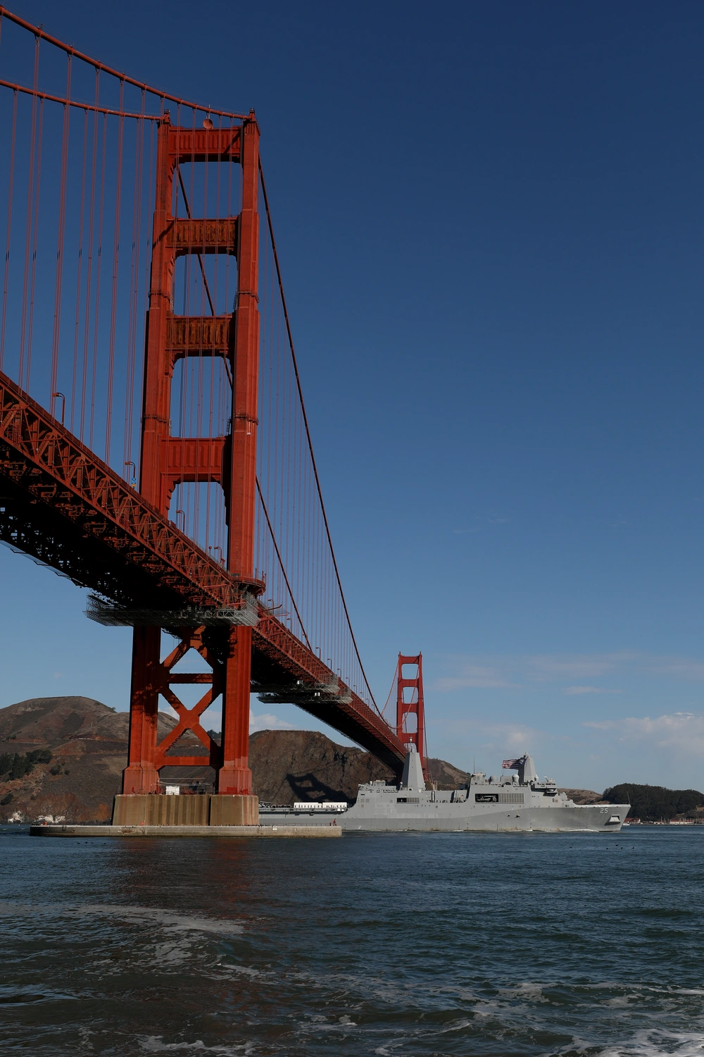 DVIDS Images Ships Arrive for San Francisco Fleet Week 2024 [Image
