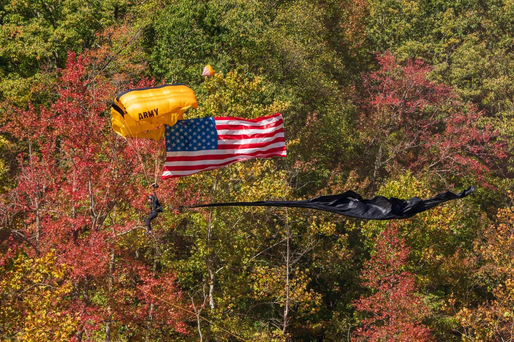 DVIDS Images U.S. Army Golden Knights parachute into Bridge Day