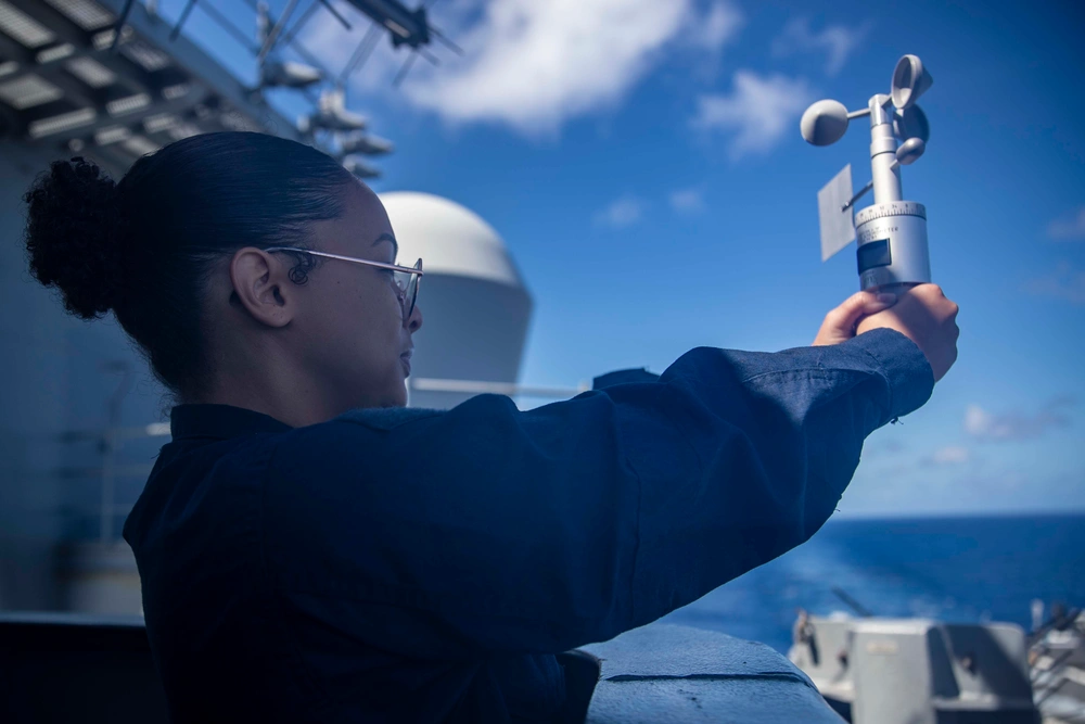 DVIDS Images USS Washington Sailors Train on Measuring