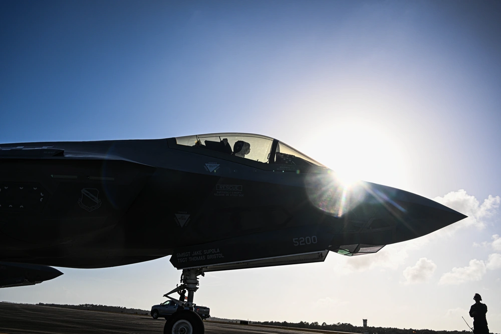 DVIDS Images F35A Demo Team Touches Down at Naval Air Station