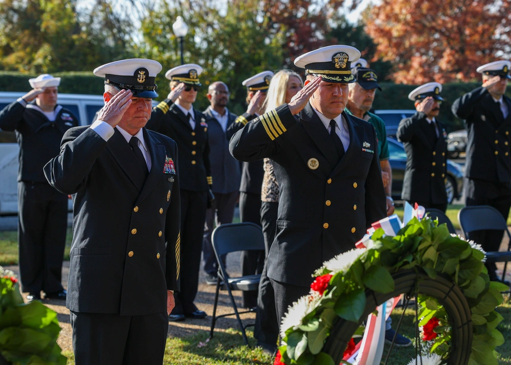 DVIDS Images NAVFAC HQ Holds Veterans Day Wreath Laying Ceremony [Image 2 of 3]