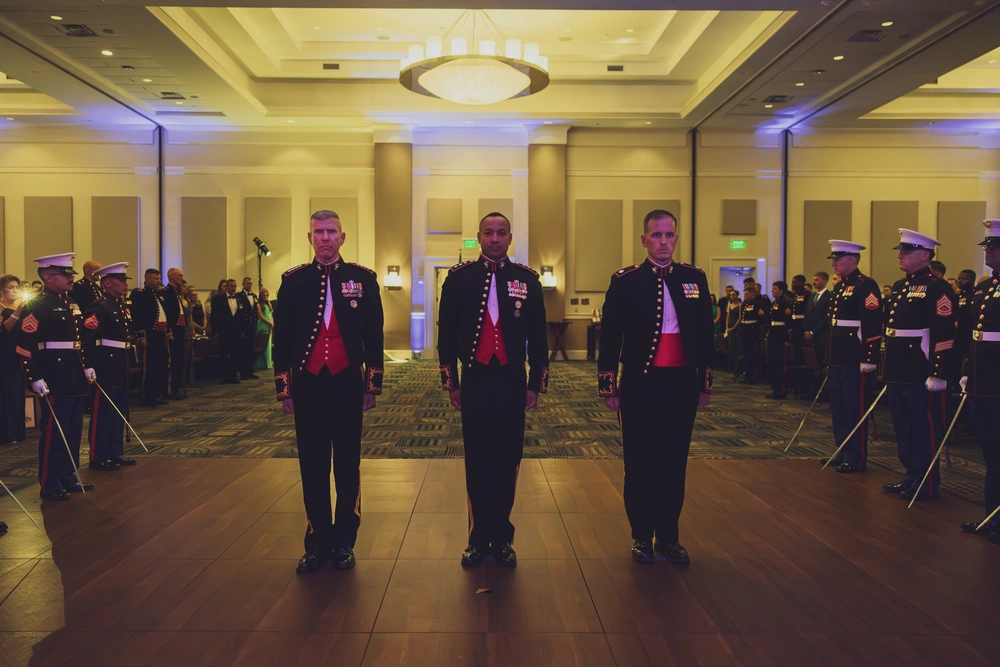 DVIDS Images Commandant, Gen. Smith, Attends II MEF Ball [Image 5 of 6]