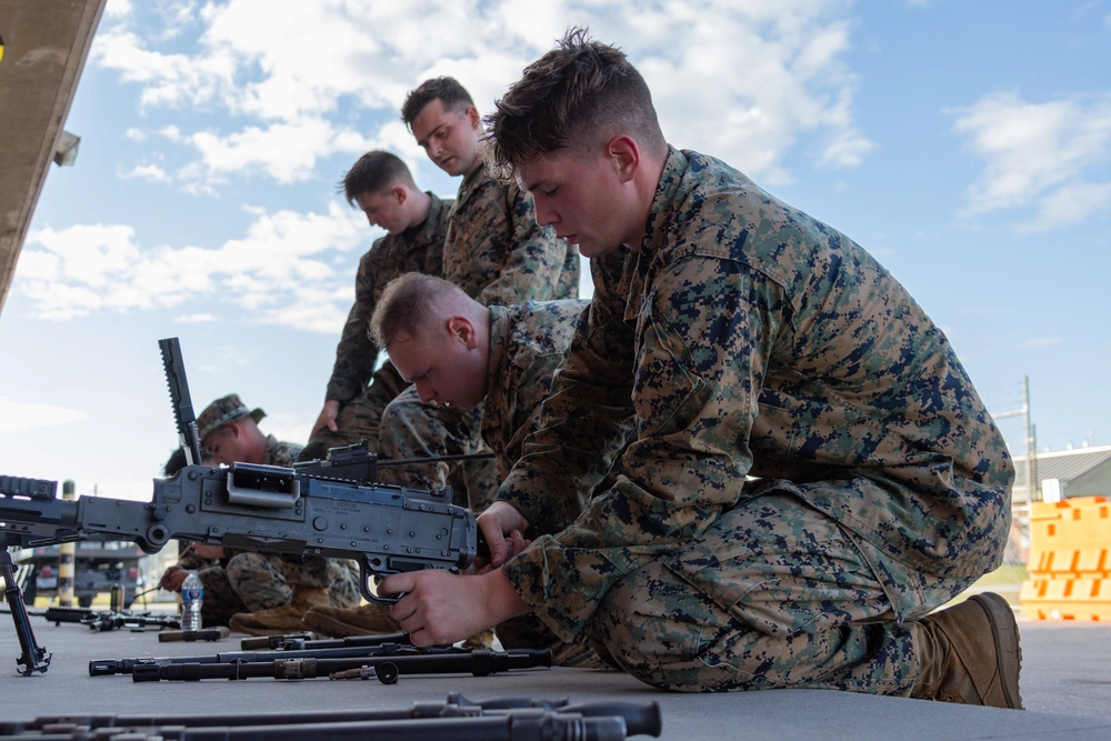 DVIDS Images H S Battalion SOI E Conducts Squad Competition At Camp Geiger Image 4 Of 6