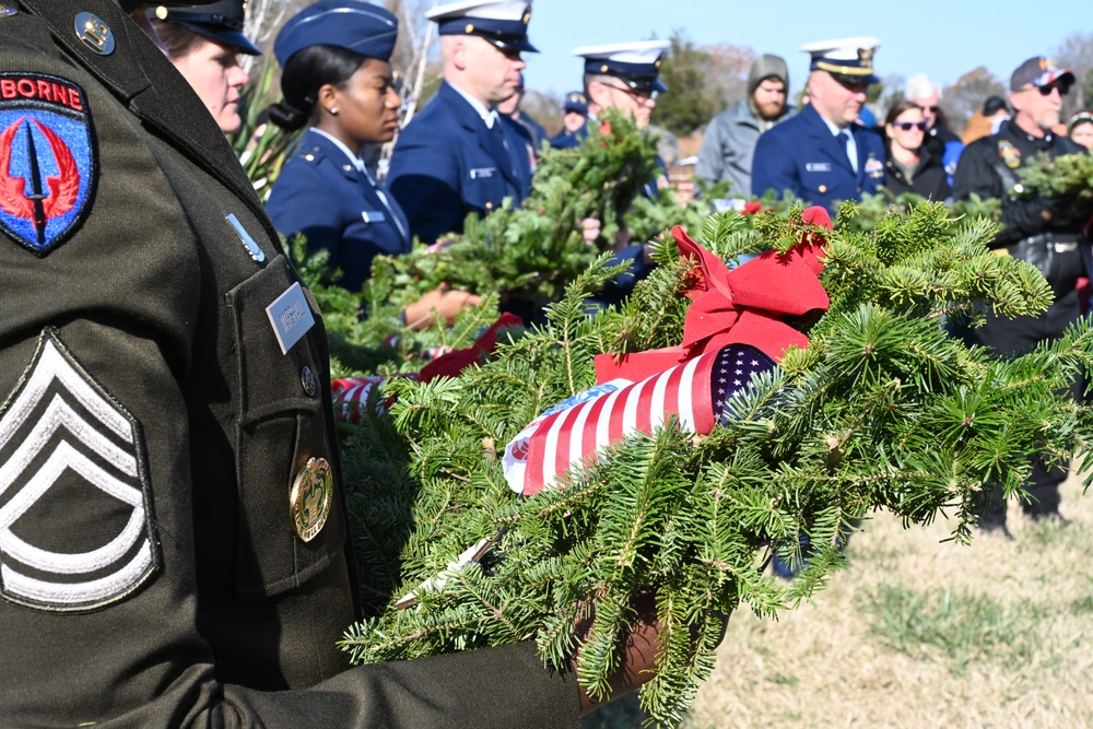 DVIDS Images Wreaths Across America Remembering The Fallen Image