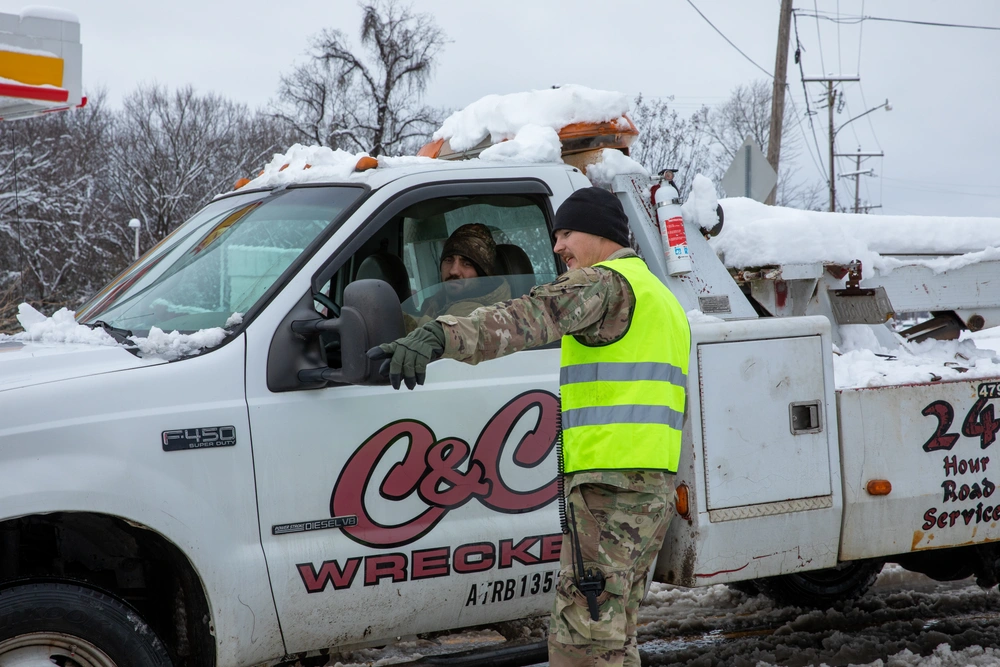 DVIDS - Images - Arkansas Guardsmen provide support in winter weather ...