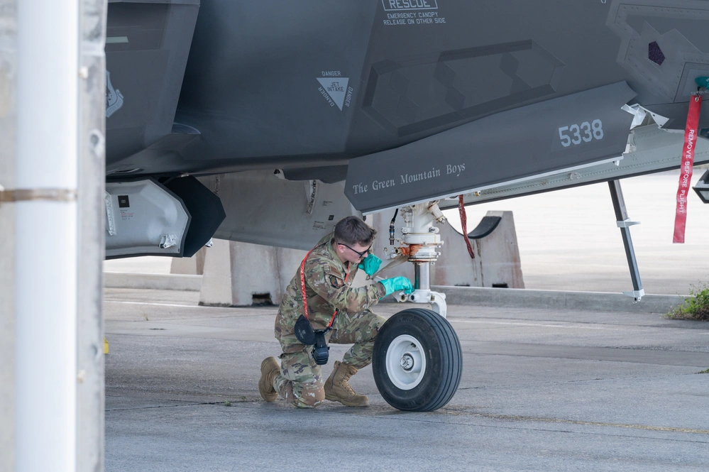 Dvids - Images - Vermont Air National Guard Deploys To Kadena [image 6 