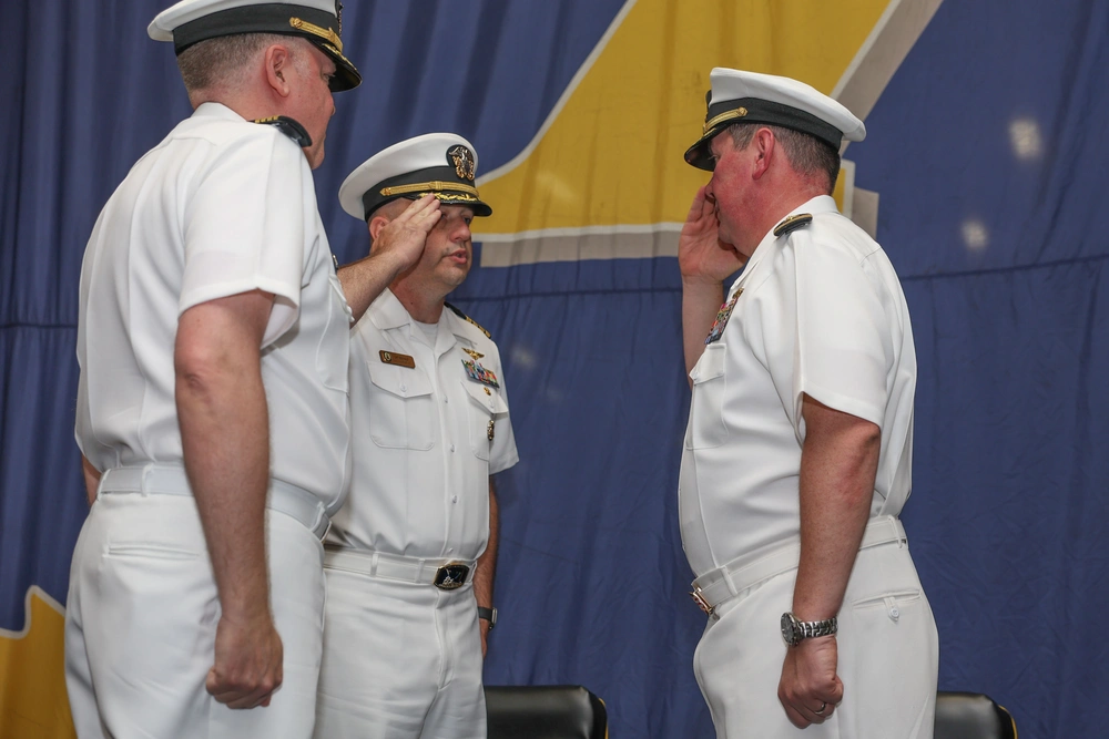 DVIDS - Images - 2025 USS Iwo Jima Change of Command [Image 14 of 16]