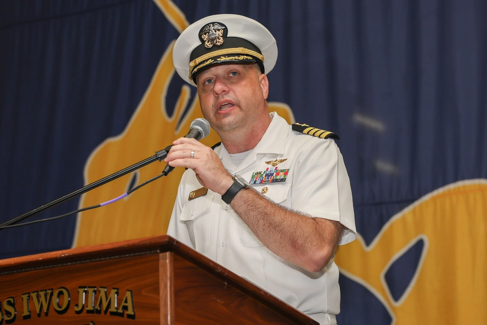 DVIDS - Images - 2025 USS Iwo Jima Change of Command [Image 16 of 16]