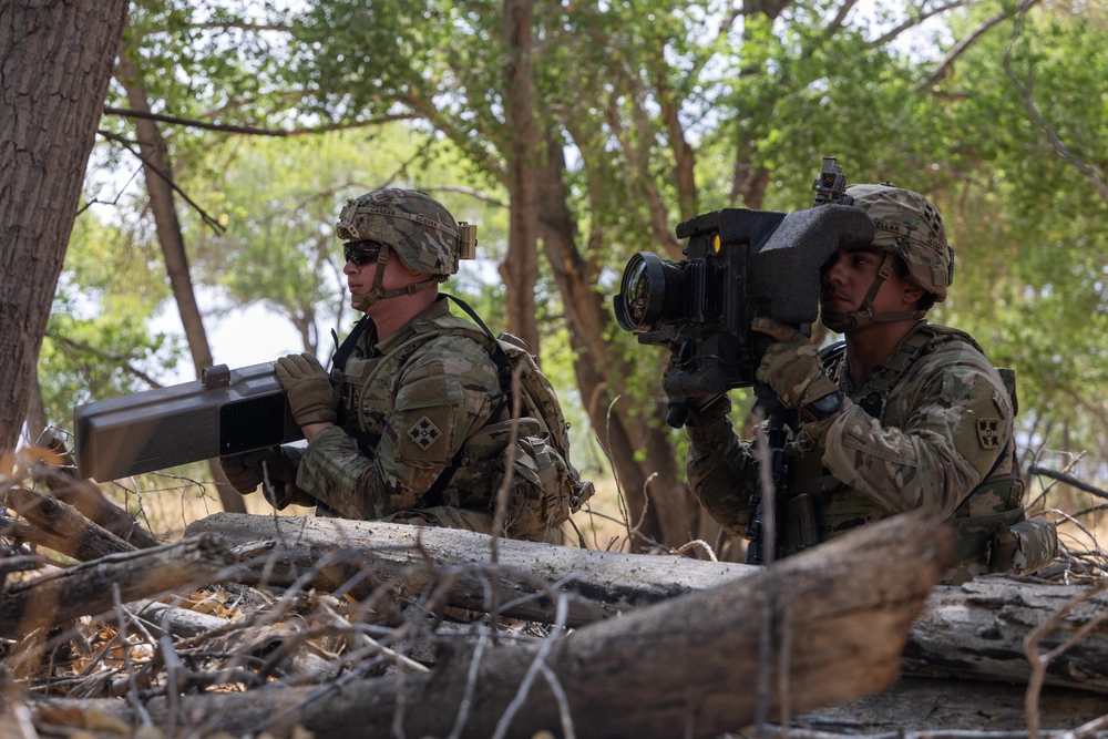 DVIDS Images 2nd Battalion - 1000w Q95 