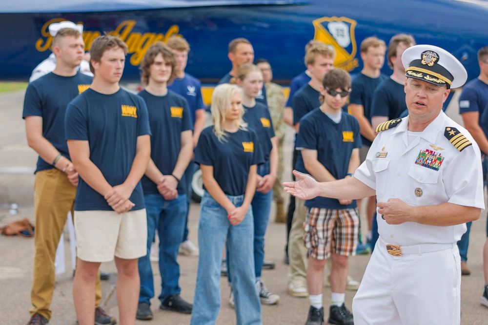 DVIDS Images USS Ronald Reagan - 1000w Q95 