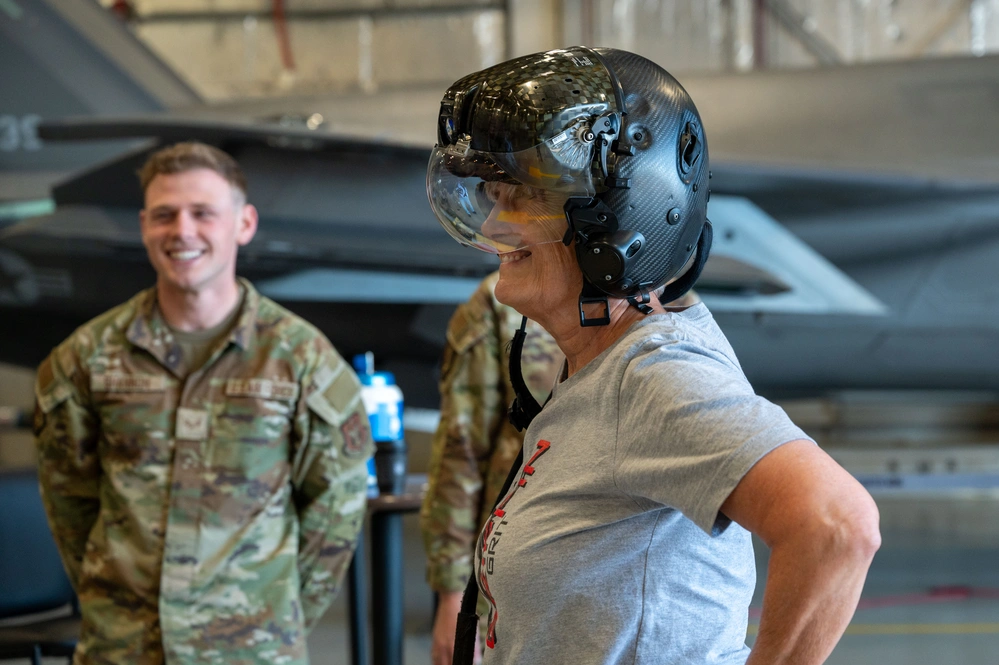 DVIDS Images 70th Anniversary - 1000w Q95 