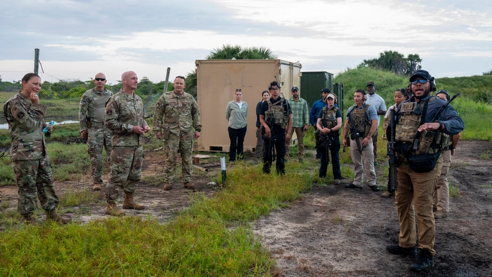 DVIDS Images Chief Master Sergeant - 1000w Q95