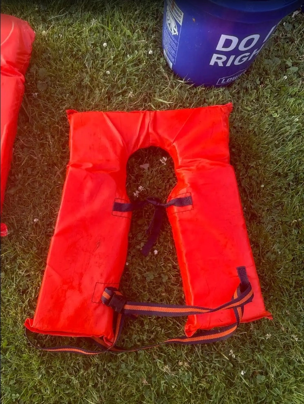 DVIDS Images Coast Guard responds - 1000w Q95