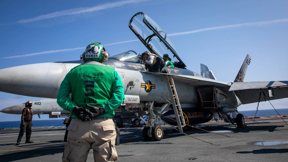 Where is the Survival Kit in an Fa-18: Essential Location Guide