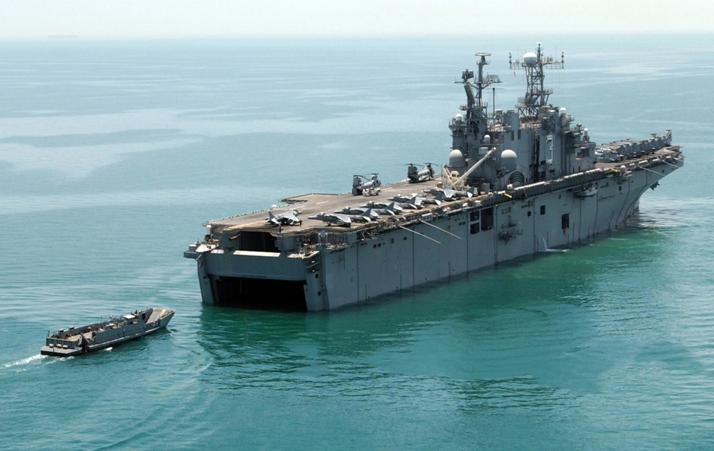 DVIDS - Images - A Landing Craft Utility returns to the well