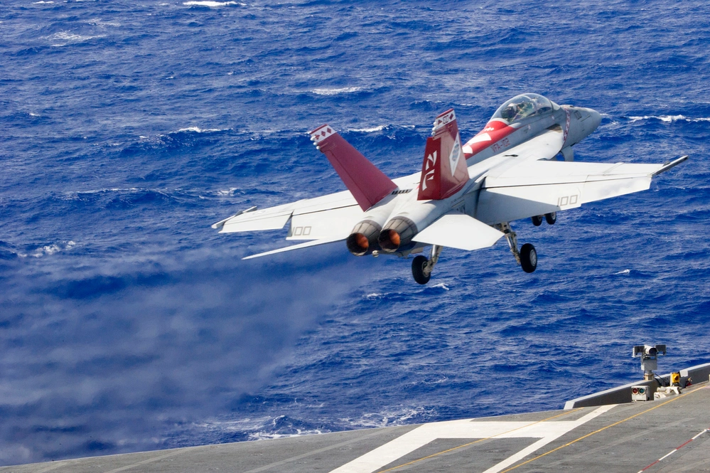 航空機・ヘリコプター 73 HerpaBoeing F/A-18F Super Hornet s-l1200.jpg