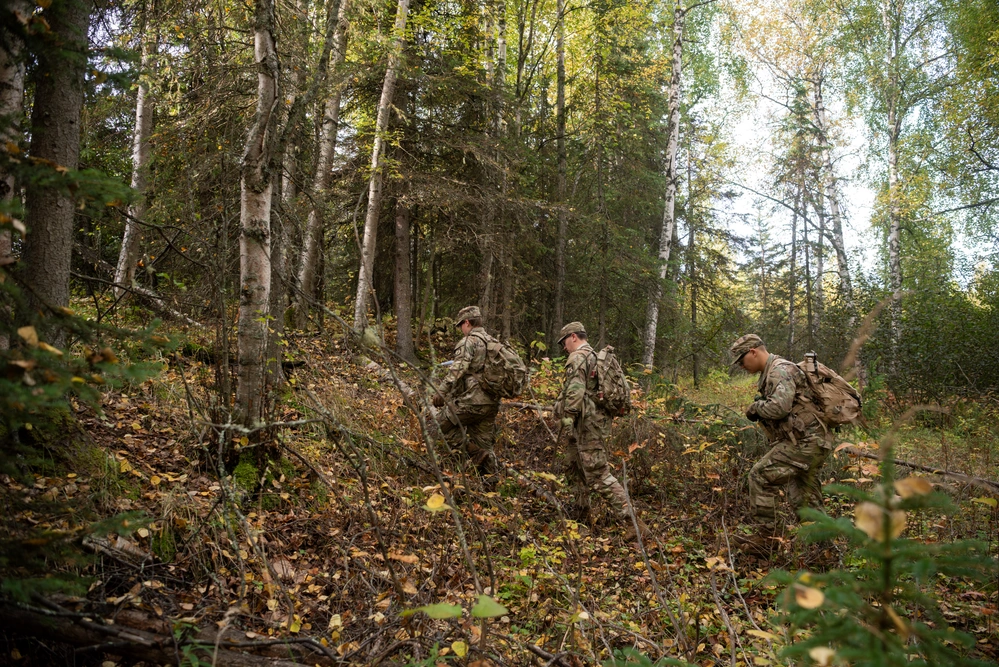 DVIDS - Images - University of Alaska ROTC Fall 2025 FTX [Image 23 of 26]