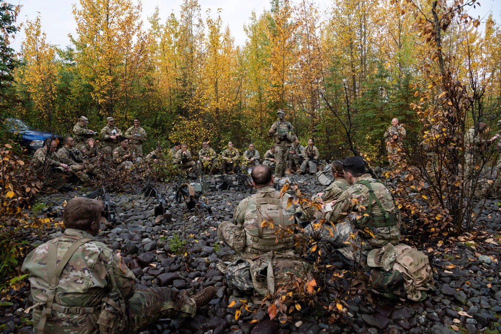DVIDS - Images - University of Alaska ROTC Fall 2025 FTX [Image 17 of 47]
