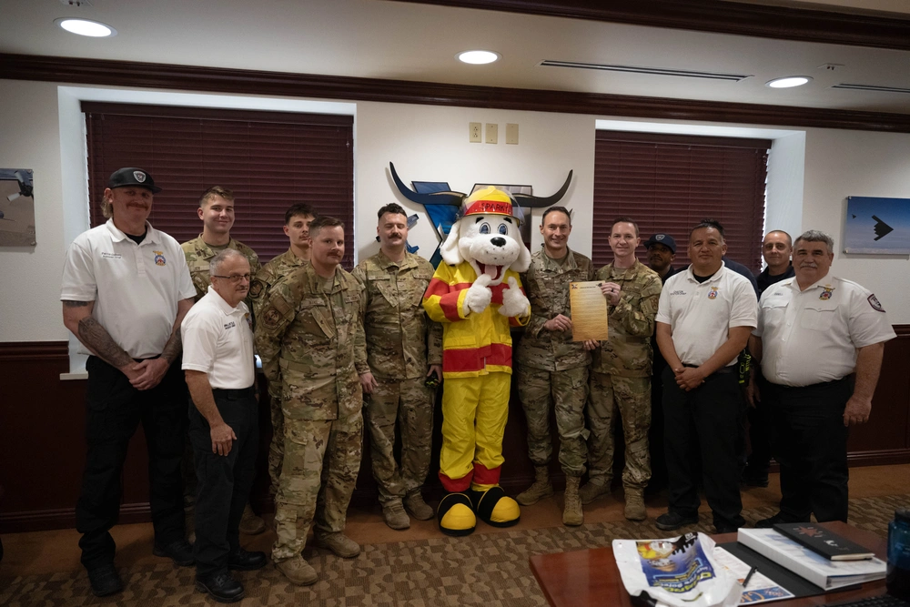 DVIDS - Images - 47 FTW Commander Signs Fire Prevention Week ...