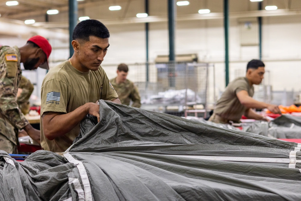 DVIDS - Images - Army Rigger Competition Marks 75th Anniversary of the ...